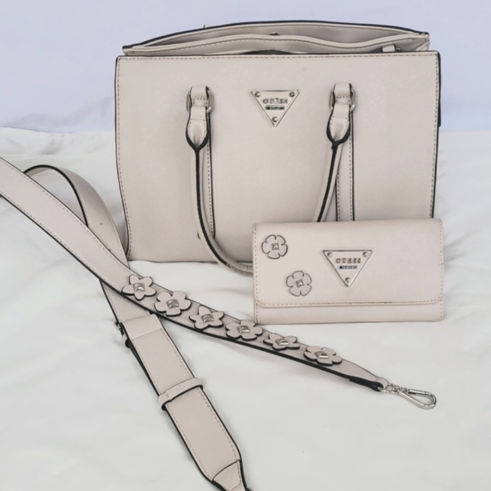 Guess purse and wallet